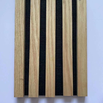 Panel Akustik Strip Kayu Mdf Menyerap Suara 21mm Untuk Dinding